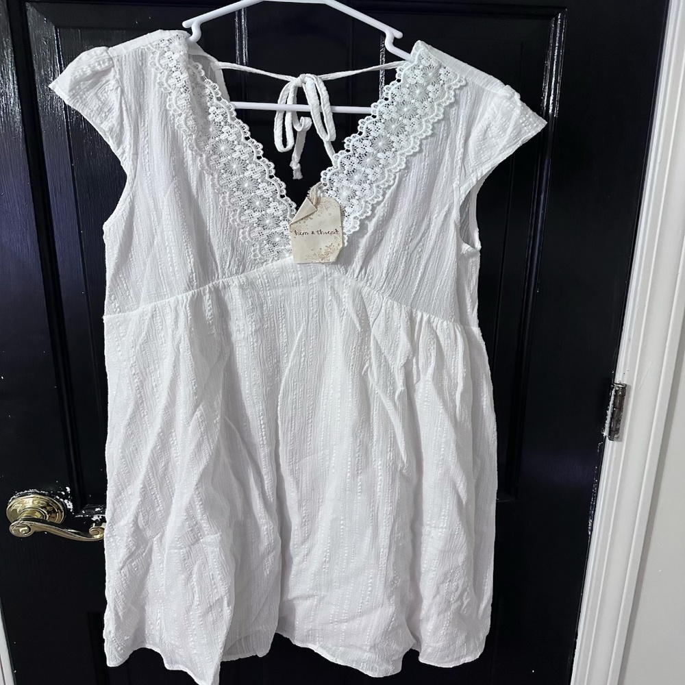 Hem and Thread Lace Detail Dress